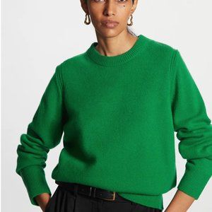 COS Pure Cashmere Sweater in green